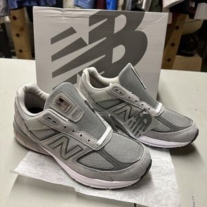 New Balance M990GL5 Sneakers
